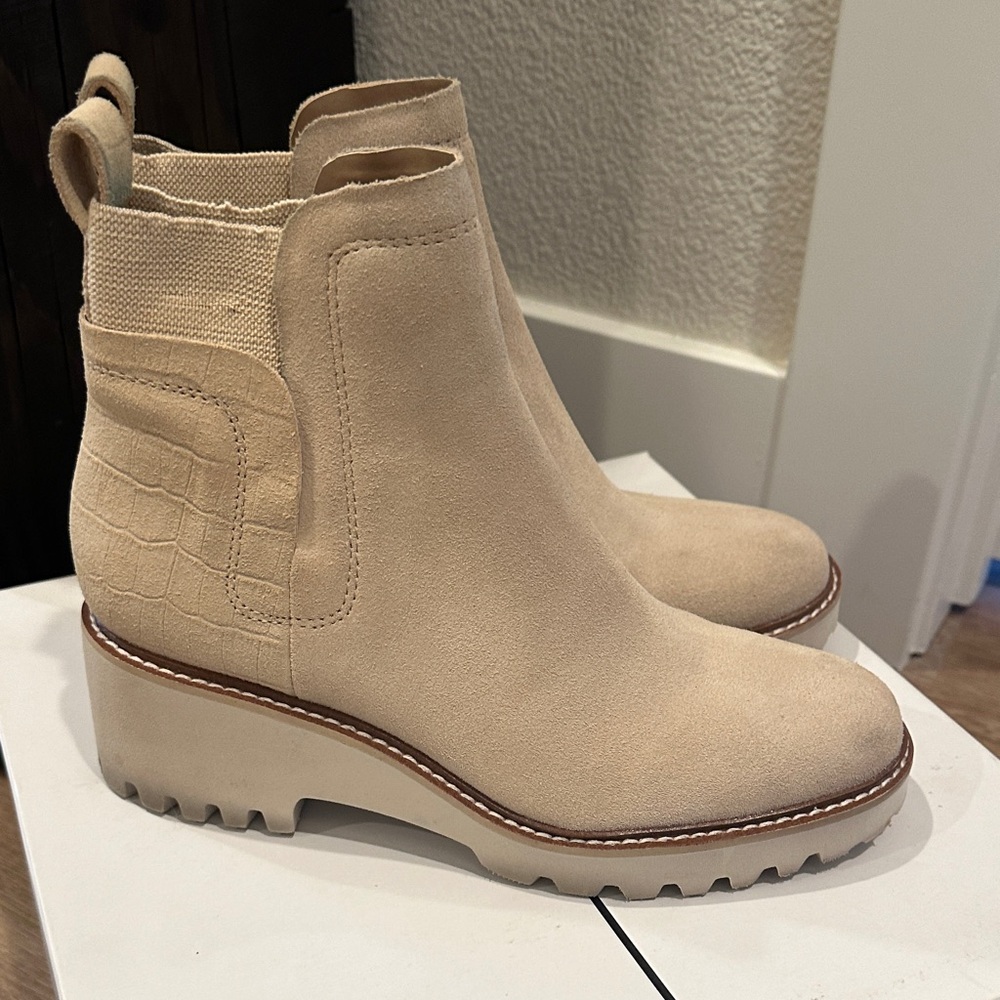 Dolce Vita Huey Waterproof Chelsea Boot